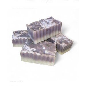 Herbal Lavender and Honey Soap (Lavender Honey Butter Biscuit)‎